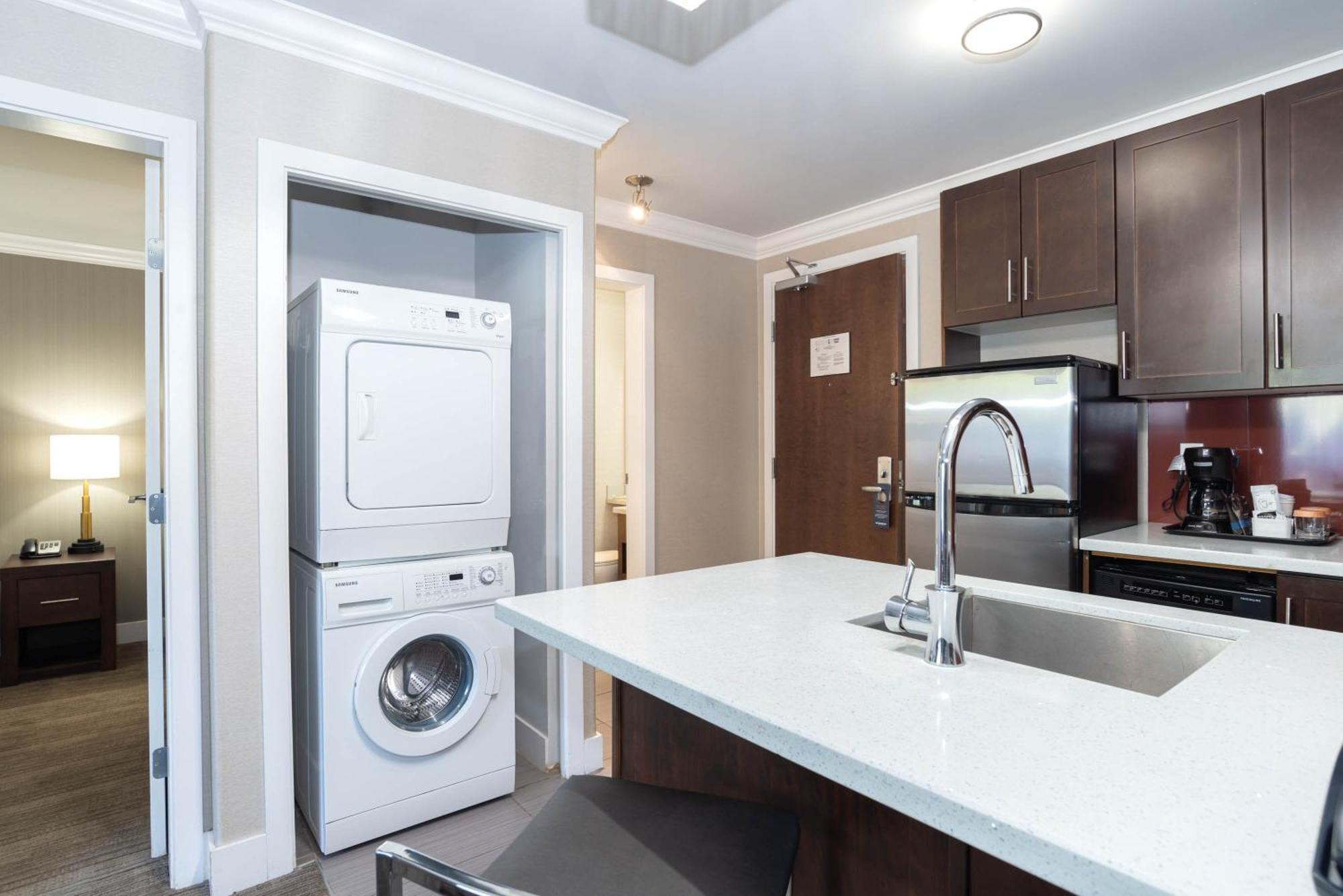 Sandman Hotel & Suites Calgary South Eksteriør bilde