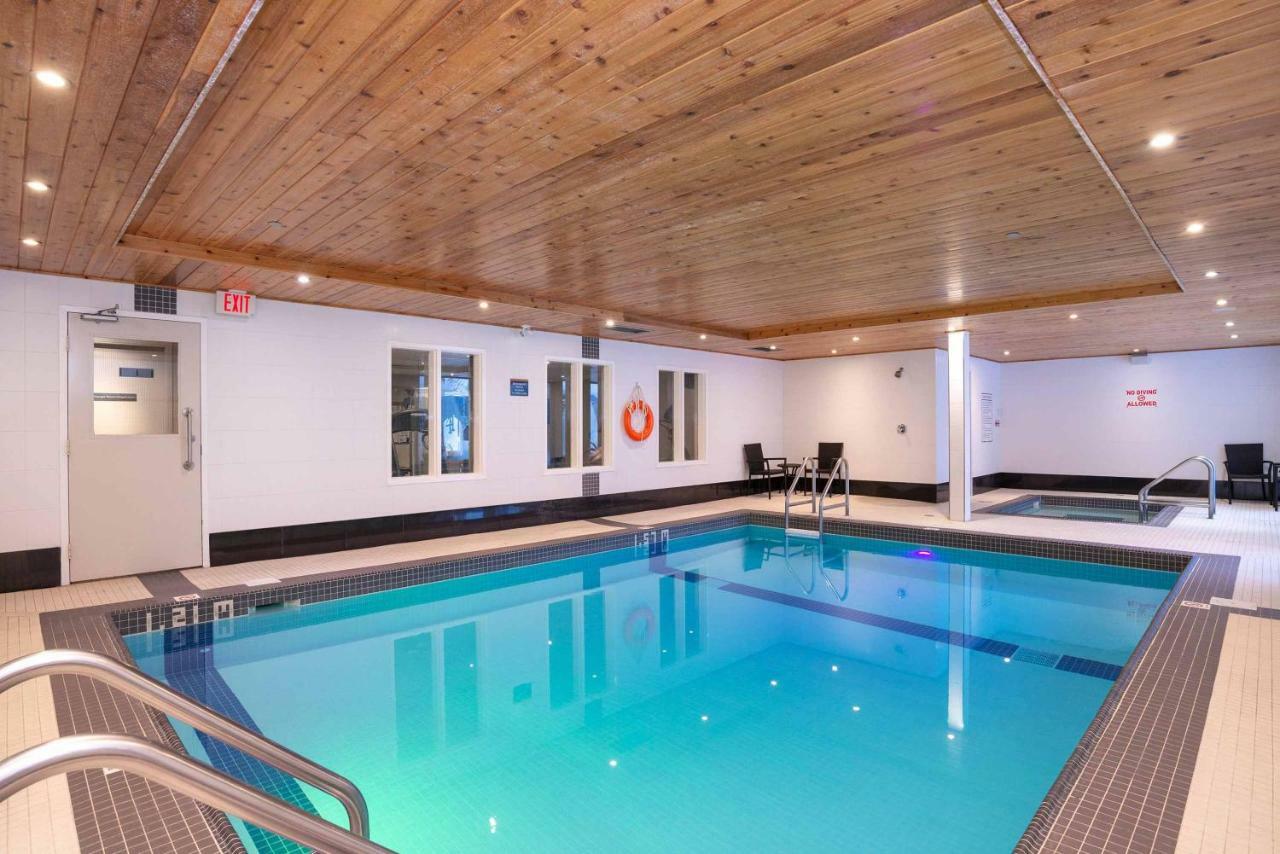 Sandman Hotel & Suites Calgary South Eksteriør bilde