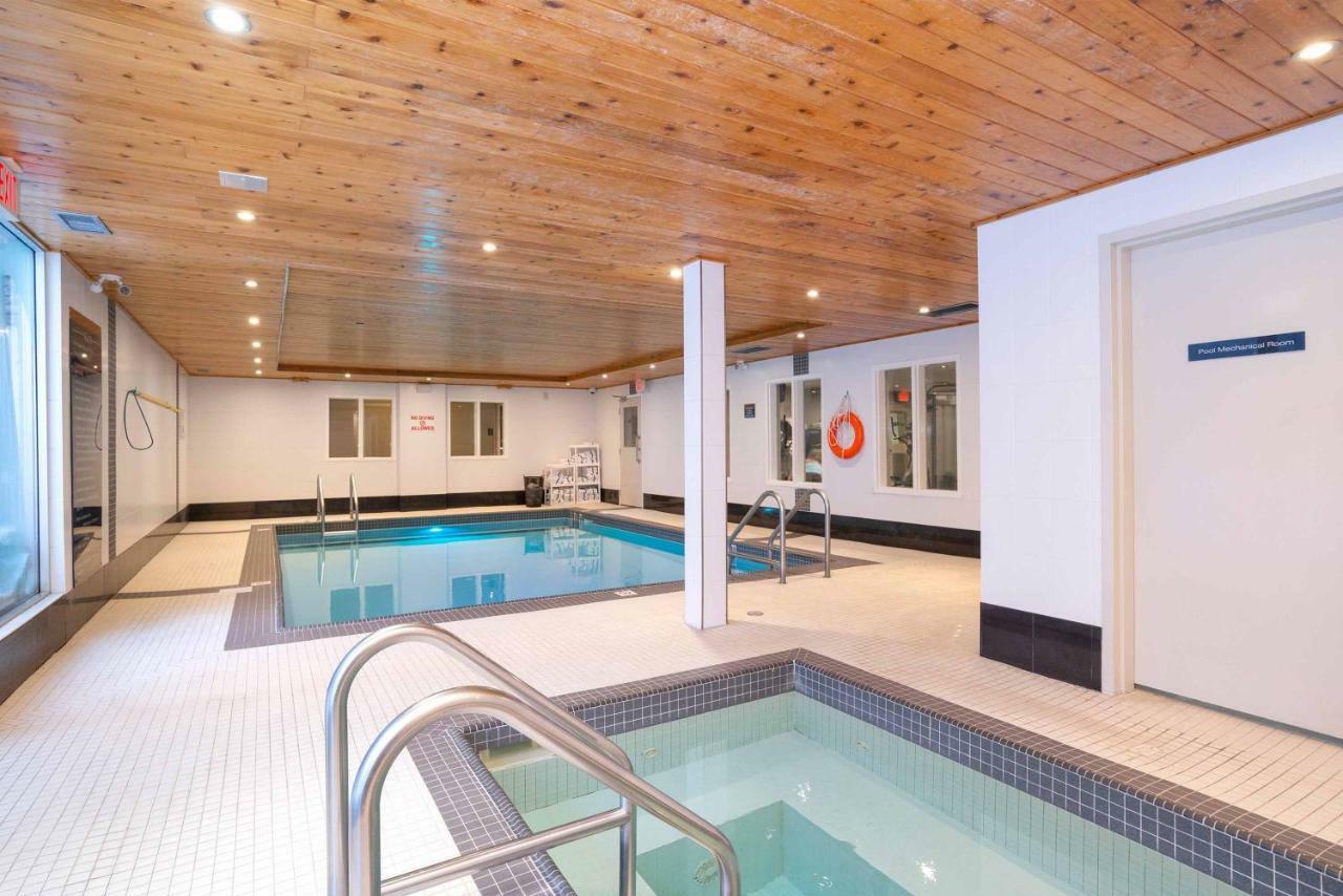 Sandman Hotel & Suites Calgary South Eksteriør bilde